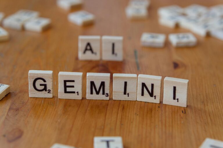 AI vs. AI: Rating Hotel Search Results from LLMs